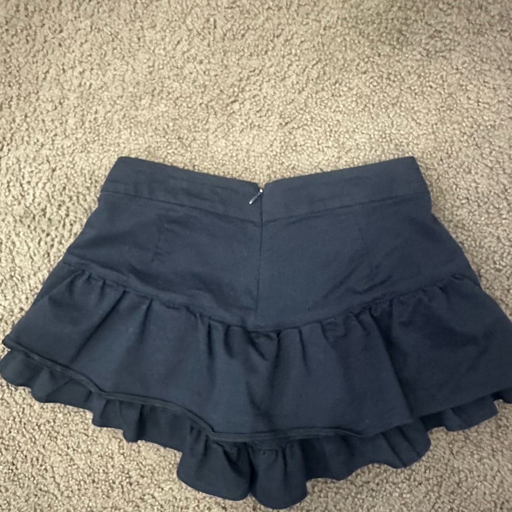 ACrendon Black Ruffled Mini Skirt - Picture 3 of 4
